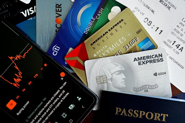 Discover the Top UK Cruises for Experiencing Stunning British Cathedral Architecture